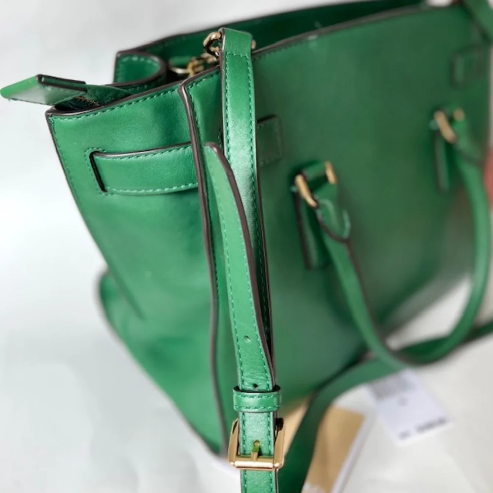 Michael Kors Green Hamilton Large Traveler Bag-New with detached tags - Picture 10 of 11